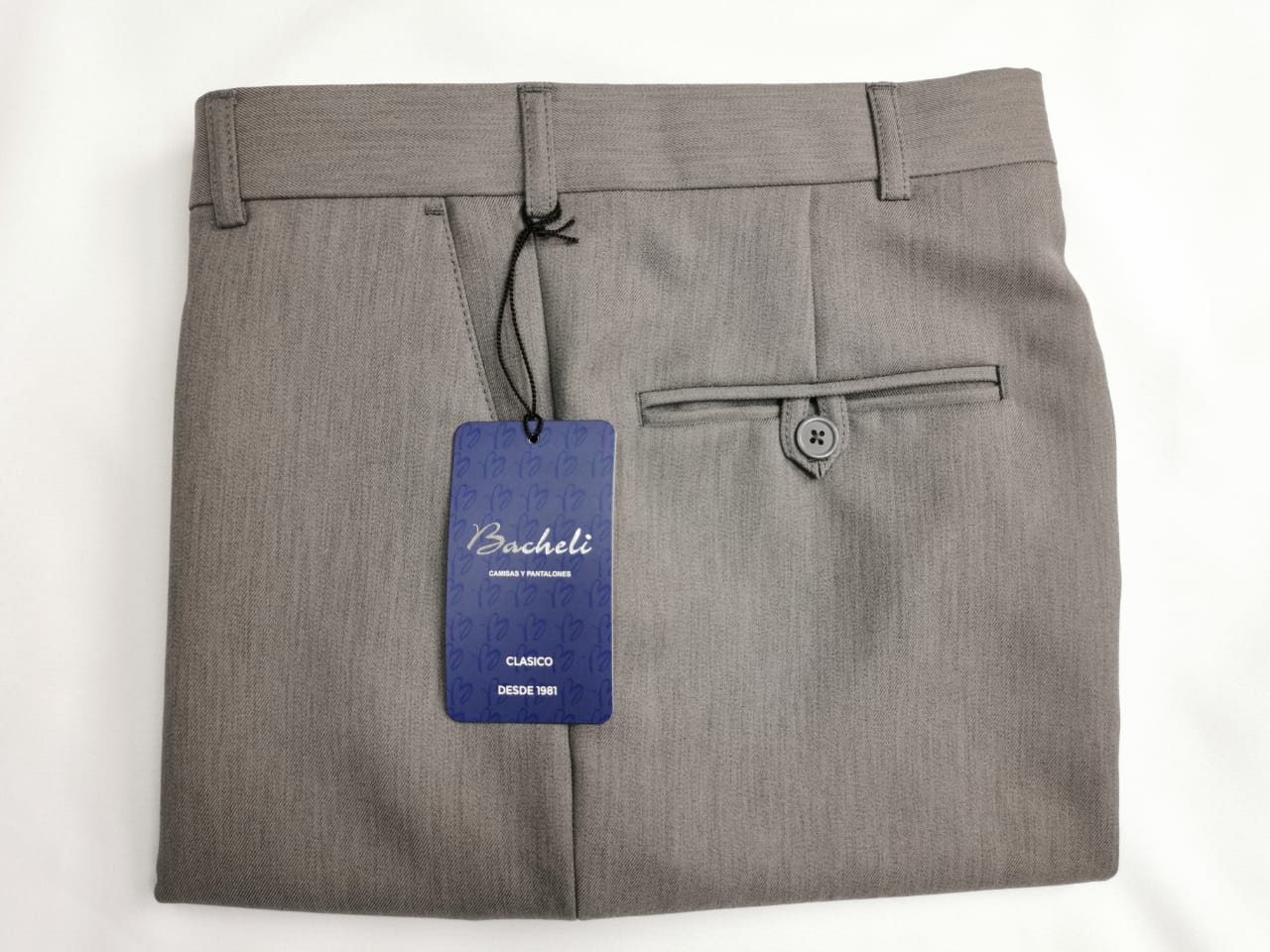 Gabardina R001