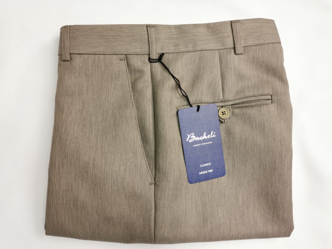 Gabardina R001